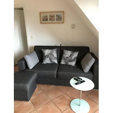 Bi De Kark Modern Retreat